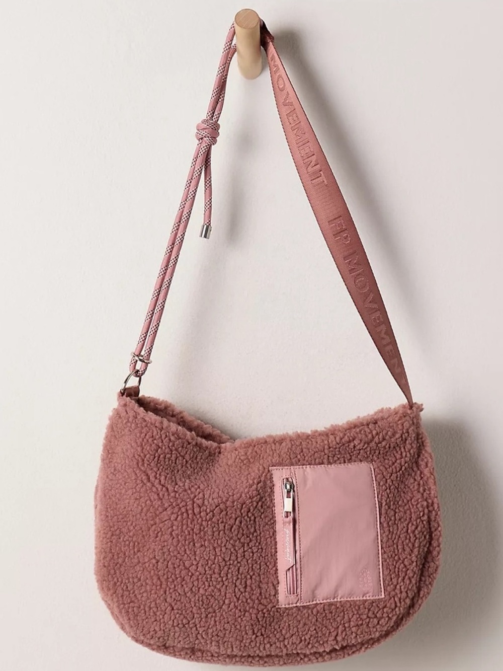 FP Movement Slopes Sherpa Sling Bag!!!